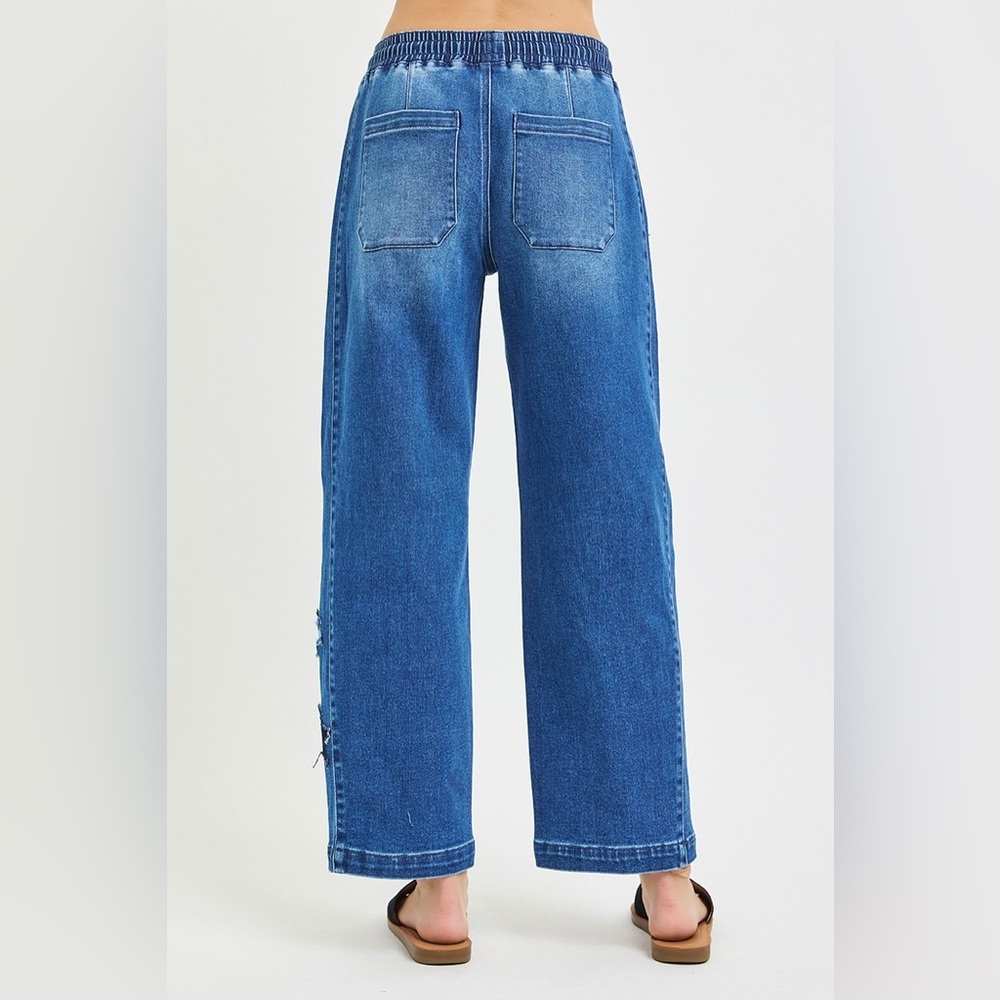 RISEN Elastic Band Slouchy Cropped Barrel with Star Patch Jeans​ - Picture 4 of 8